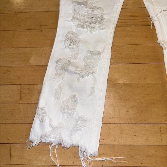 alexander wang RIVAL GRINO boyfriend cut destroyed white jeans , 24.  NH011 - Picture 4 of 12